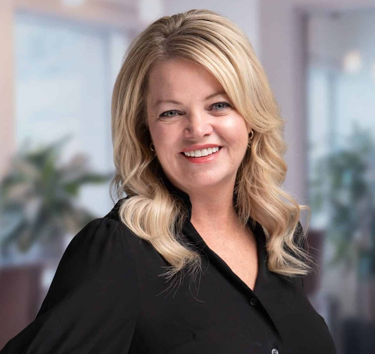 Jana Hayhurst Headshot